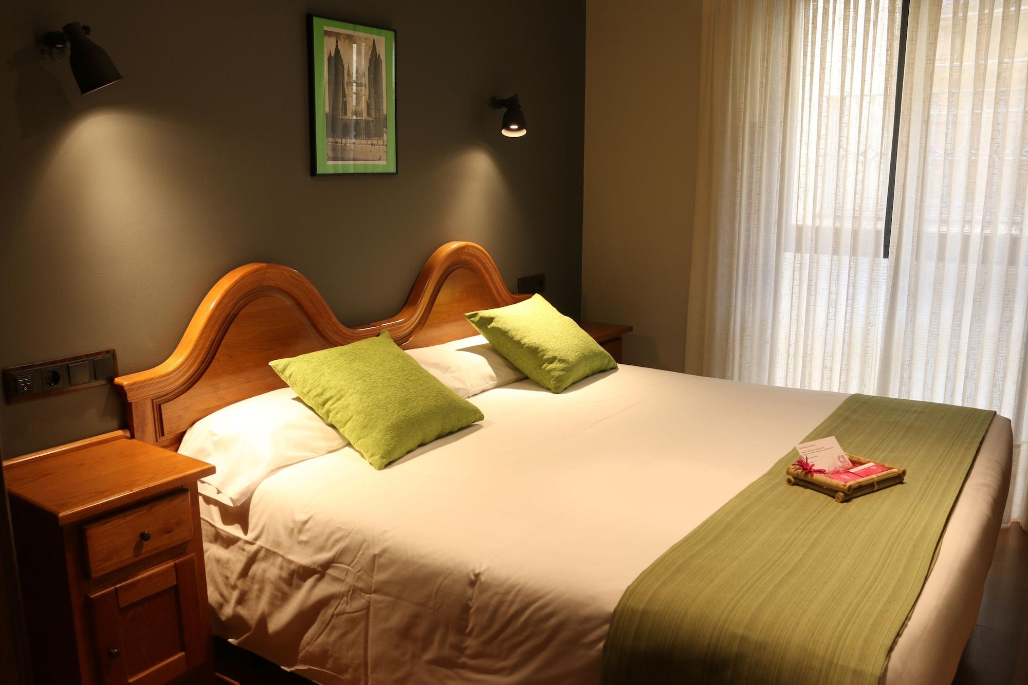 Alda Casco Antiguo Hotel Leon Ngoại thất bức ảnh