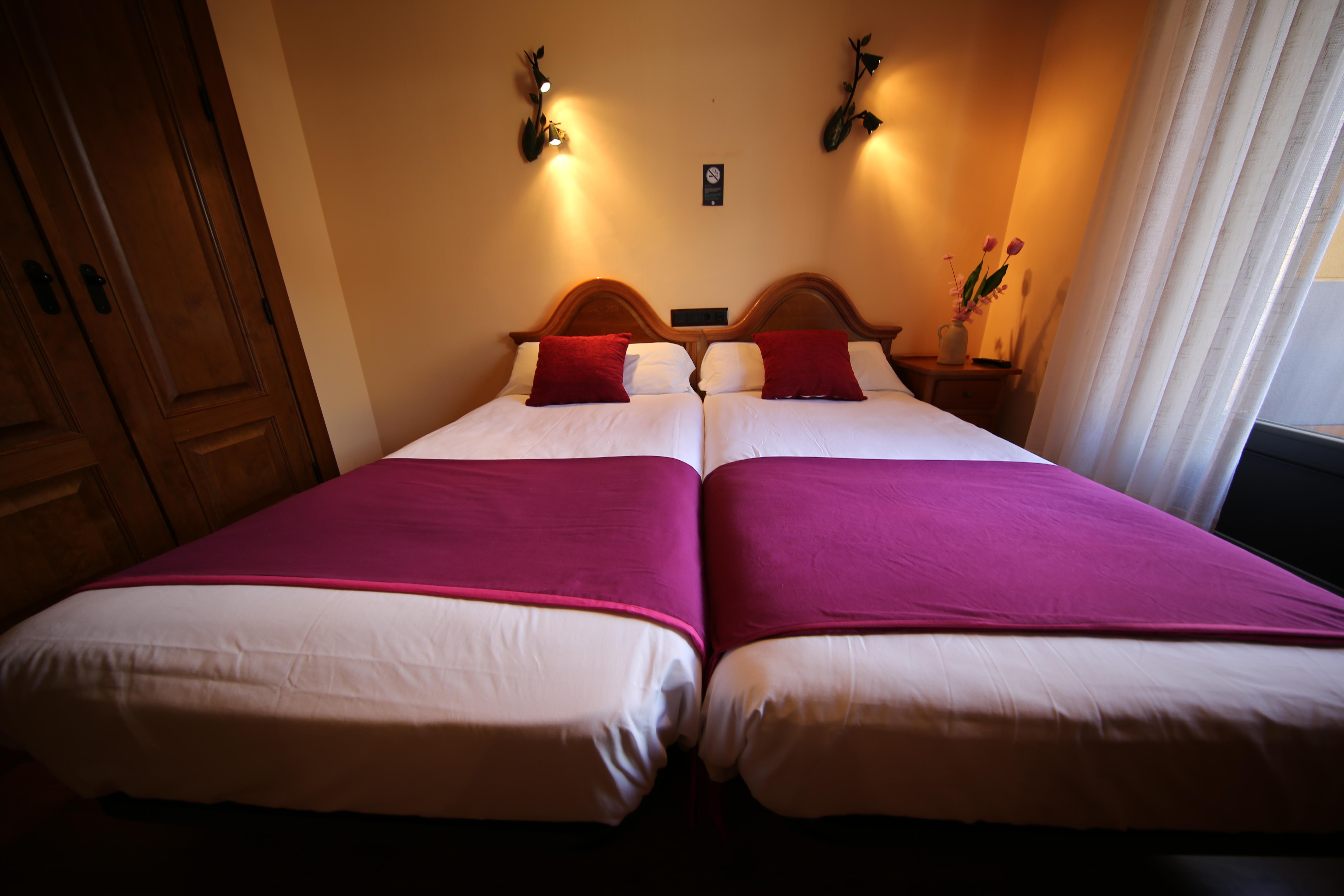Alda Casco Antiguo Hotel Leon Ngoại thất bức ảnh
